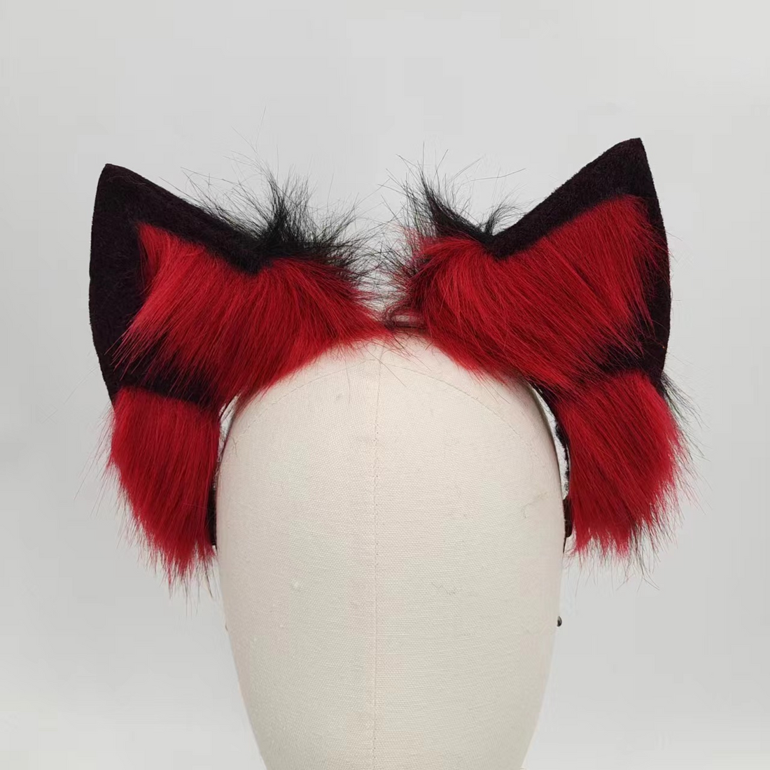 Burgundy Fox Tail Plug Butt Plug